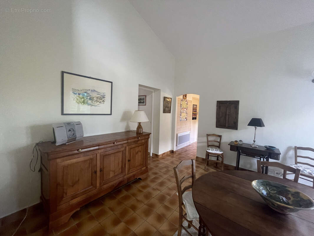 Maison à VAISON-LA-ROMAINE