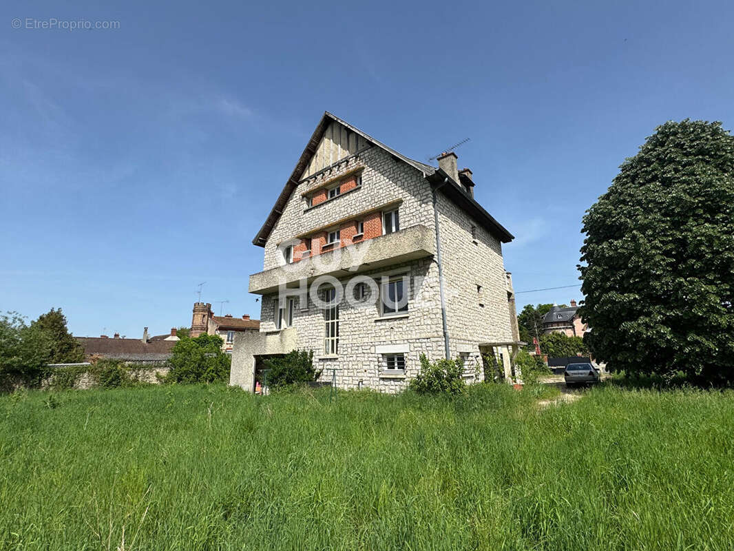 Maison à DORDIVES