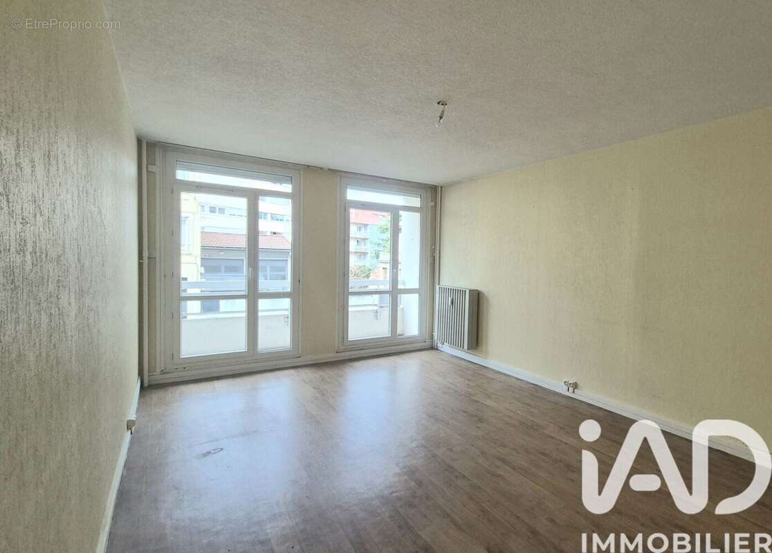 Photo 2 - Appartement à SAINT-ETIENNE