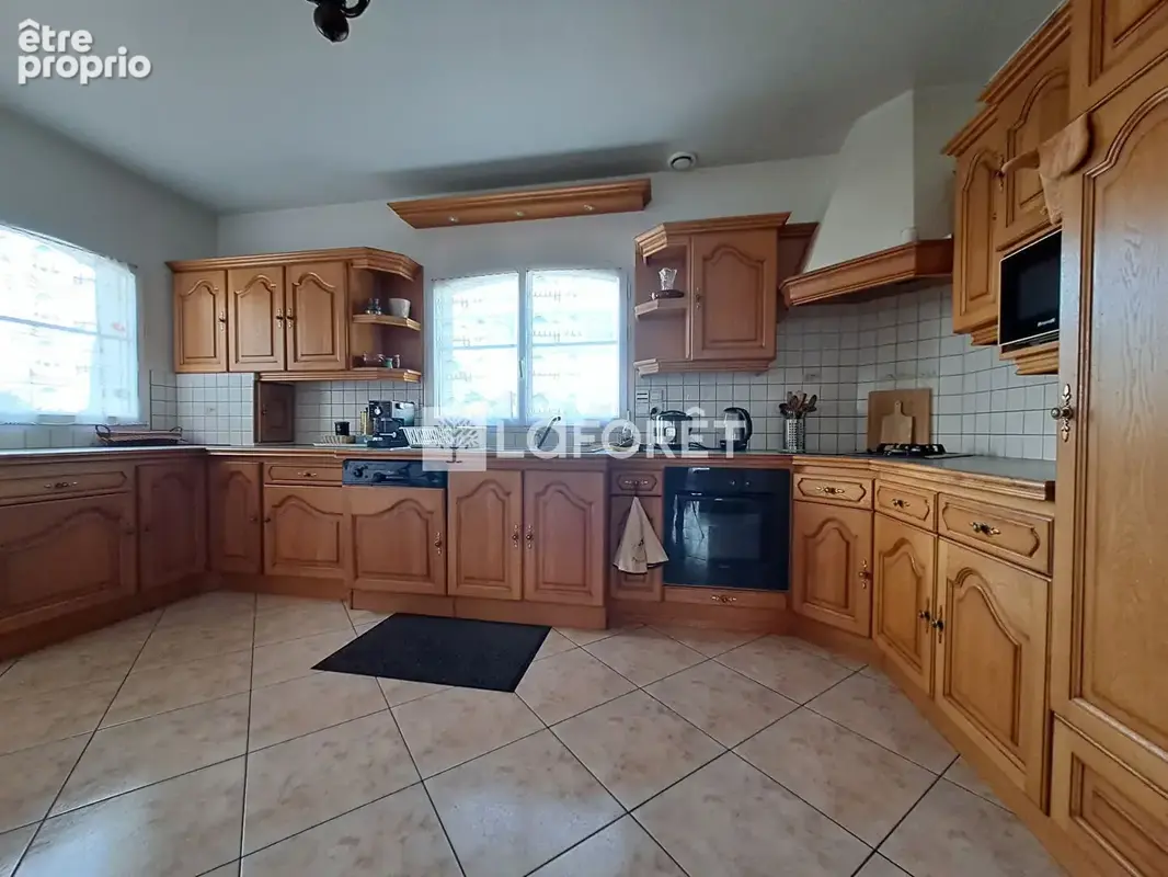 Maison Carentoir 230 m2- 6 chambres- sous sol complet -Terrain - photo 10