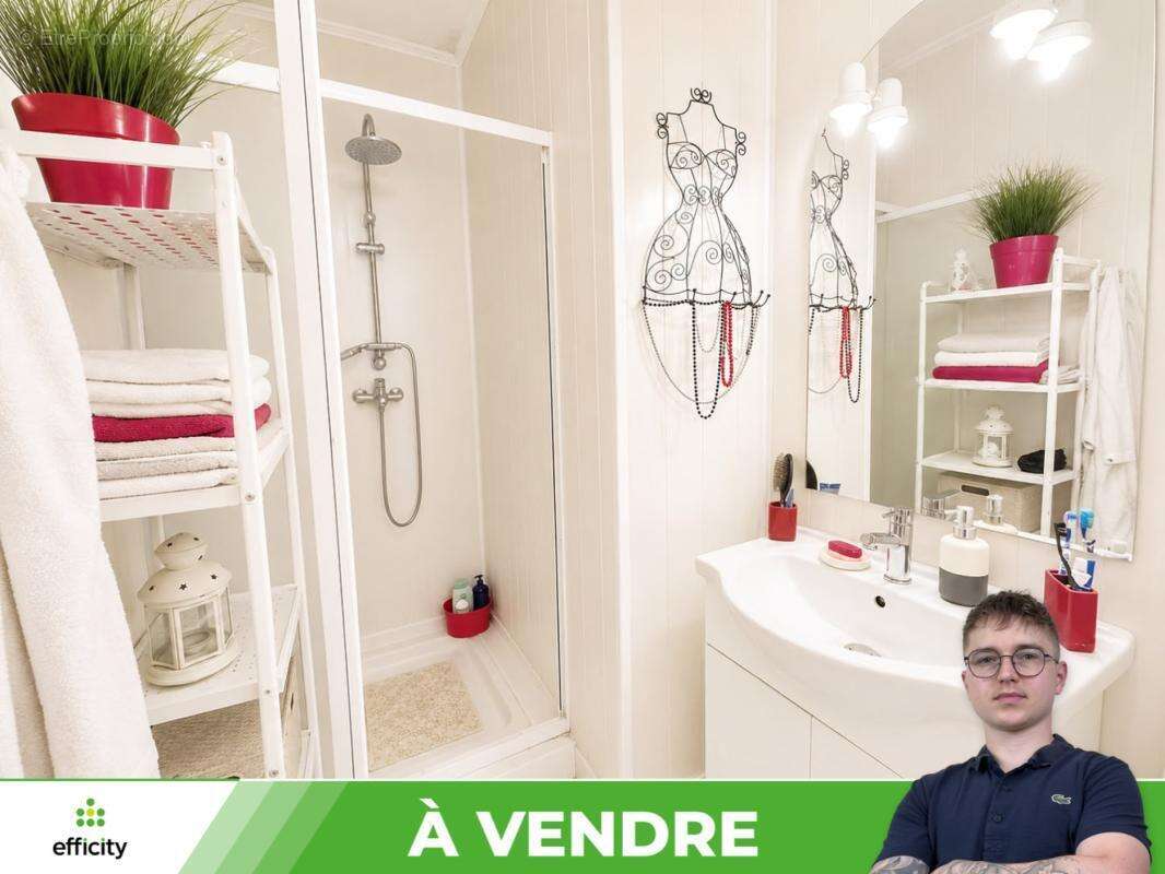 Maison 151 m² à Monts-Sur-Guesnes  - photo 7