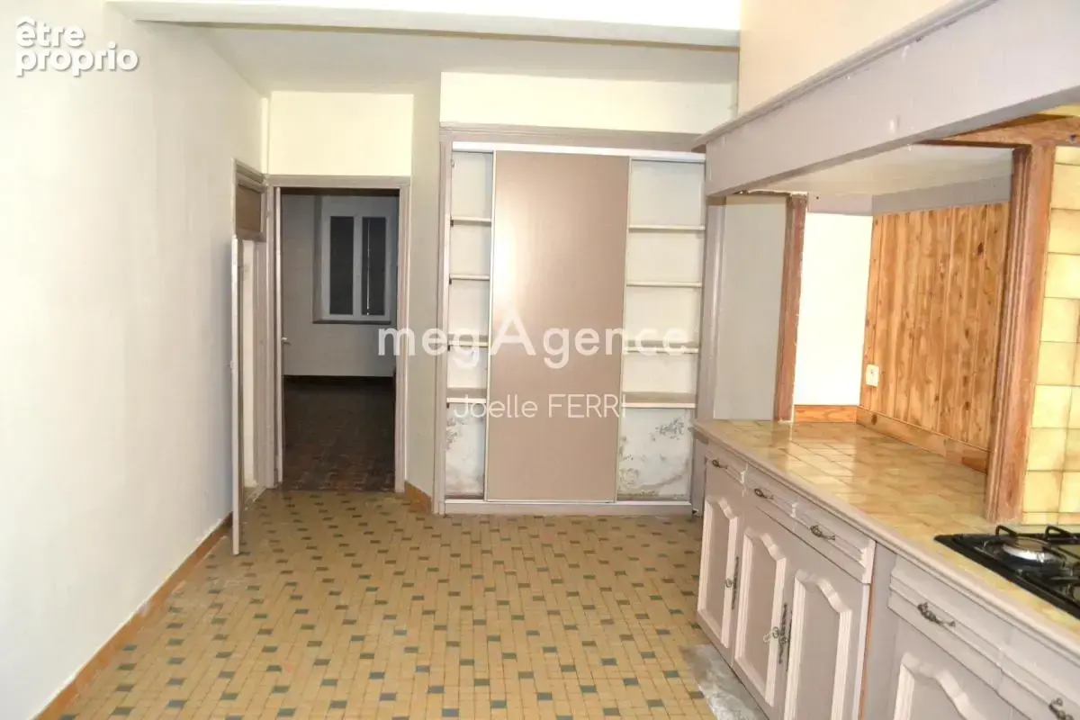 Maison mitoyenne au coeur du village de st denis - photo 3