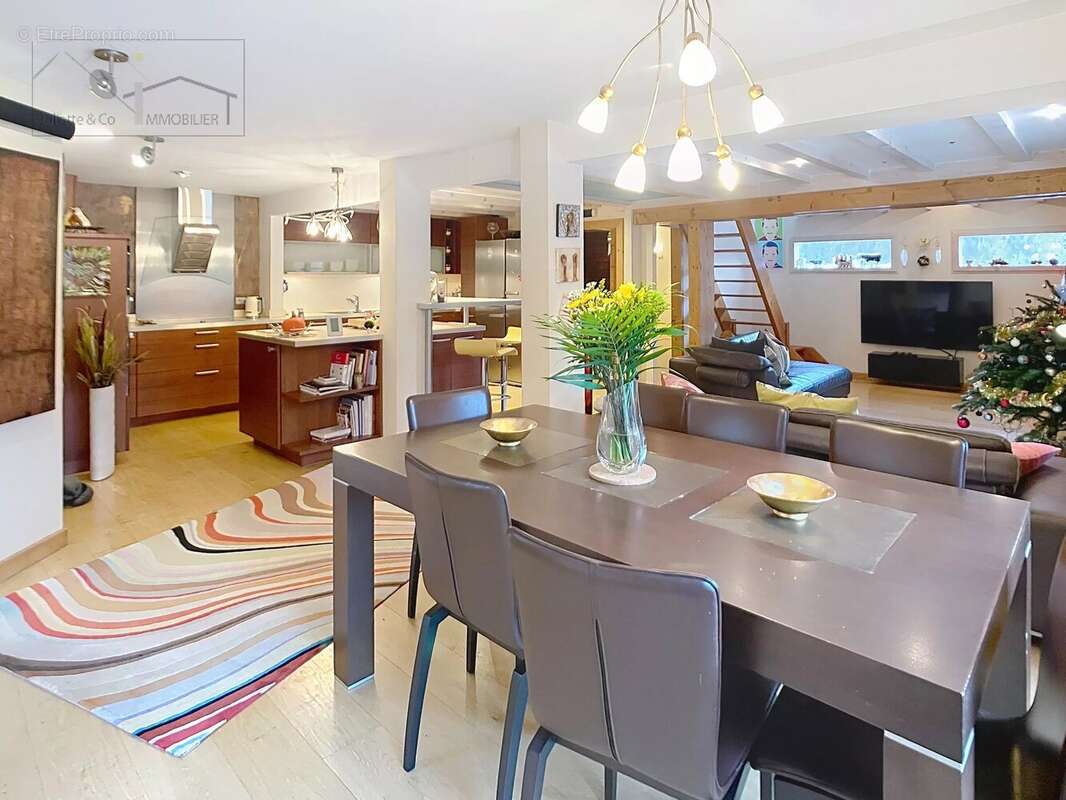 Maison à LES HOUCHES