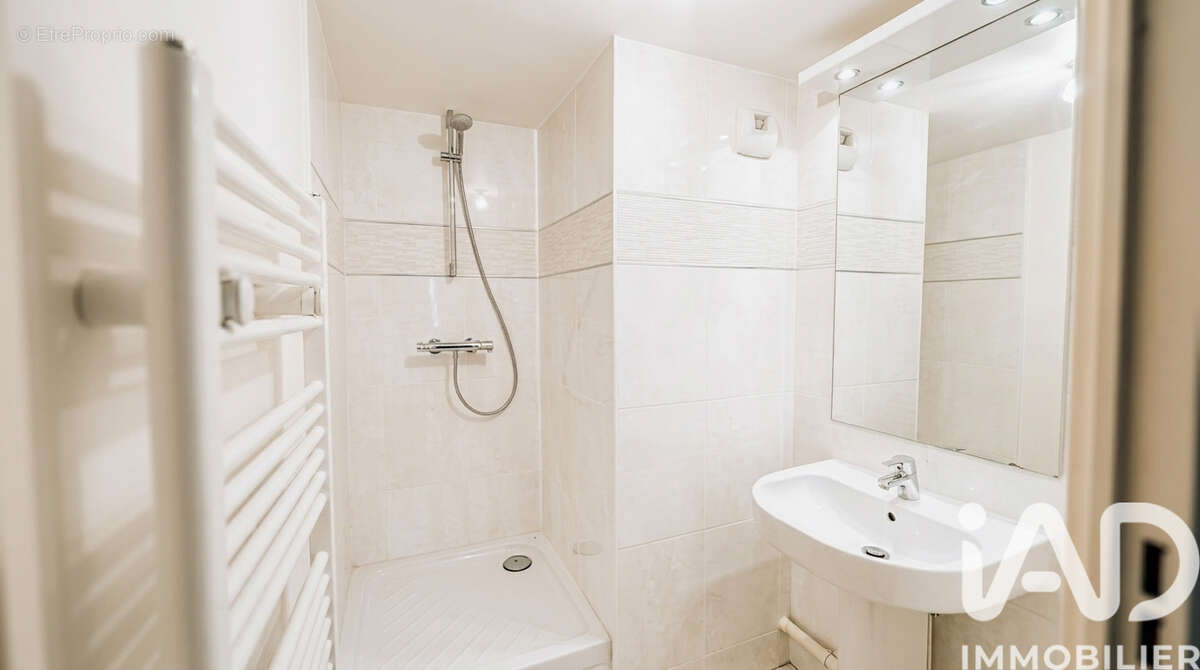 Photo 9 - Appartement à PARIS-19E