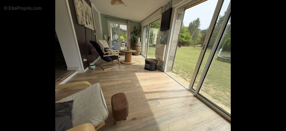 Maison à LOMBRON