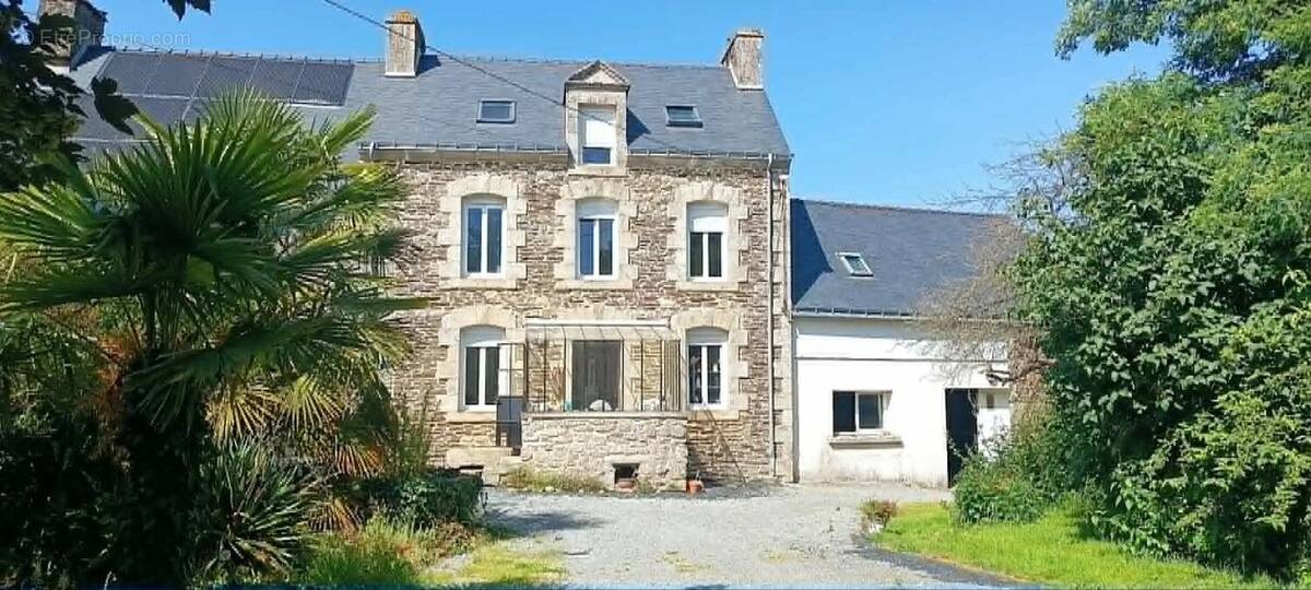 Maison à PLUMELIAU