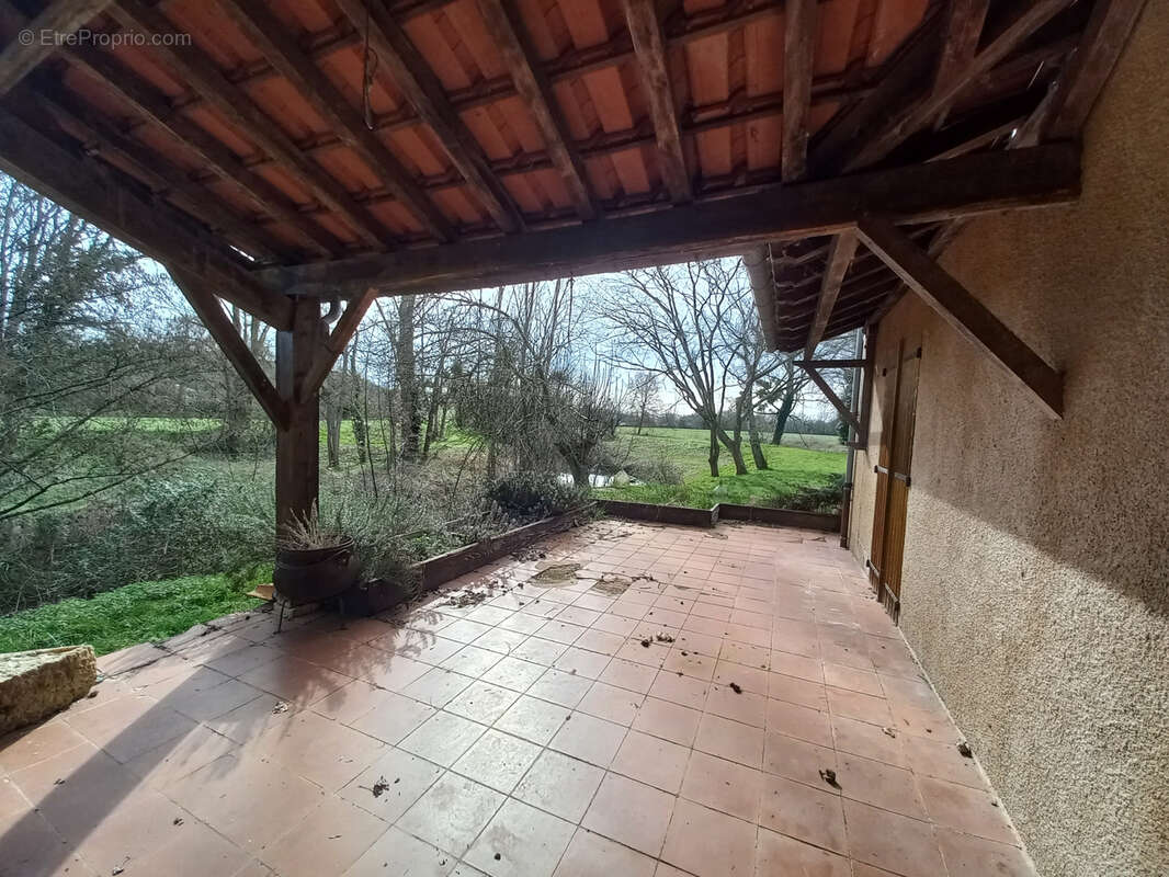 Maison à MIRANDE