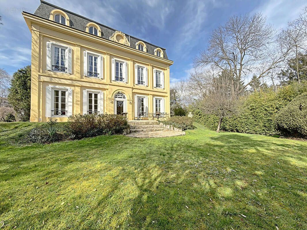 Maison à SAINT-CHAMOND