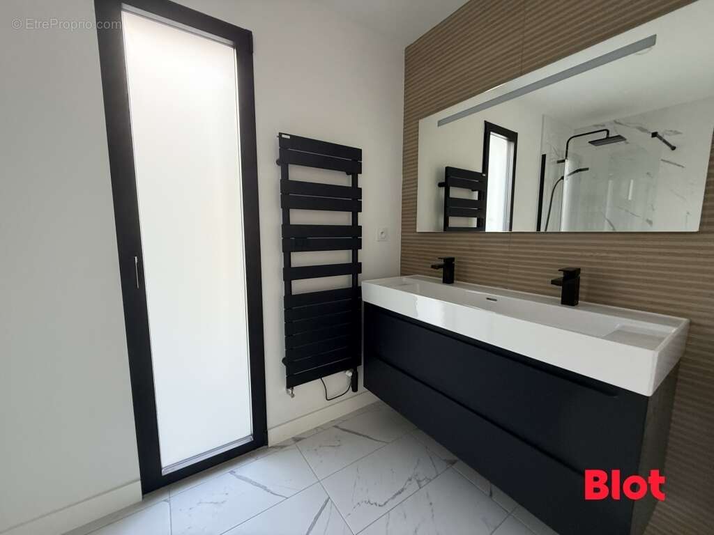 Maison 157 m² à Cesson-Sevigne  - photo 9