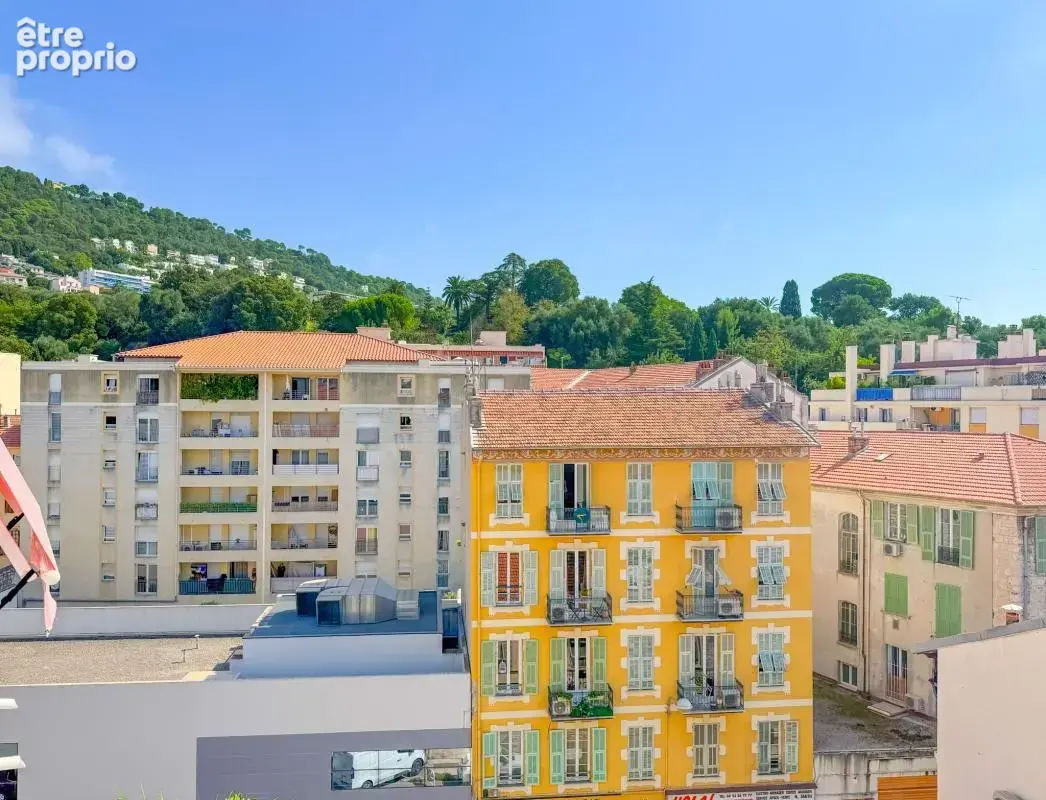 Nice Port – 3 pièces dernier étage avec terrasse et box - photo 20