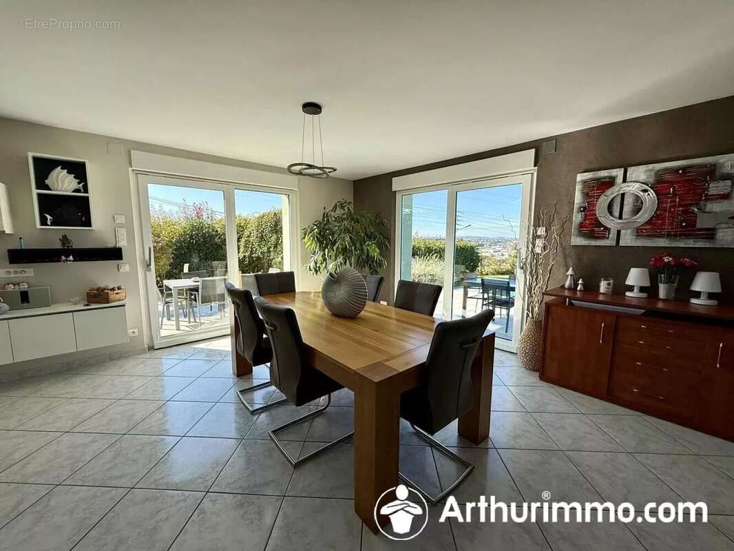 Maison à AUDINCOURT