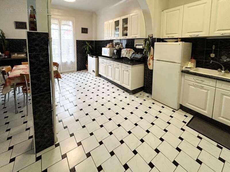 Appartement à MONTCEAU-LES-MINES