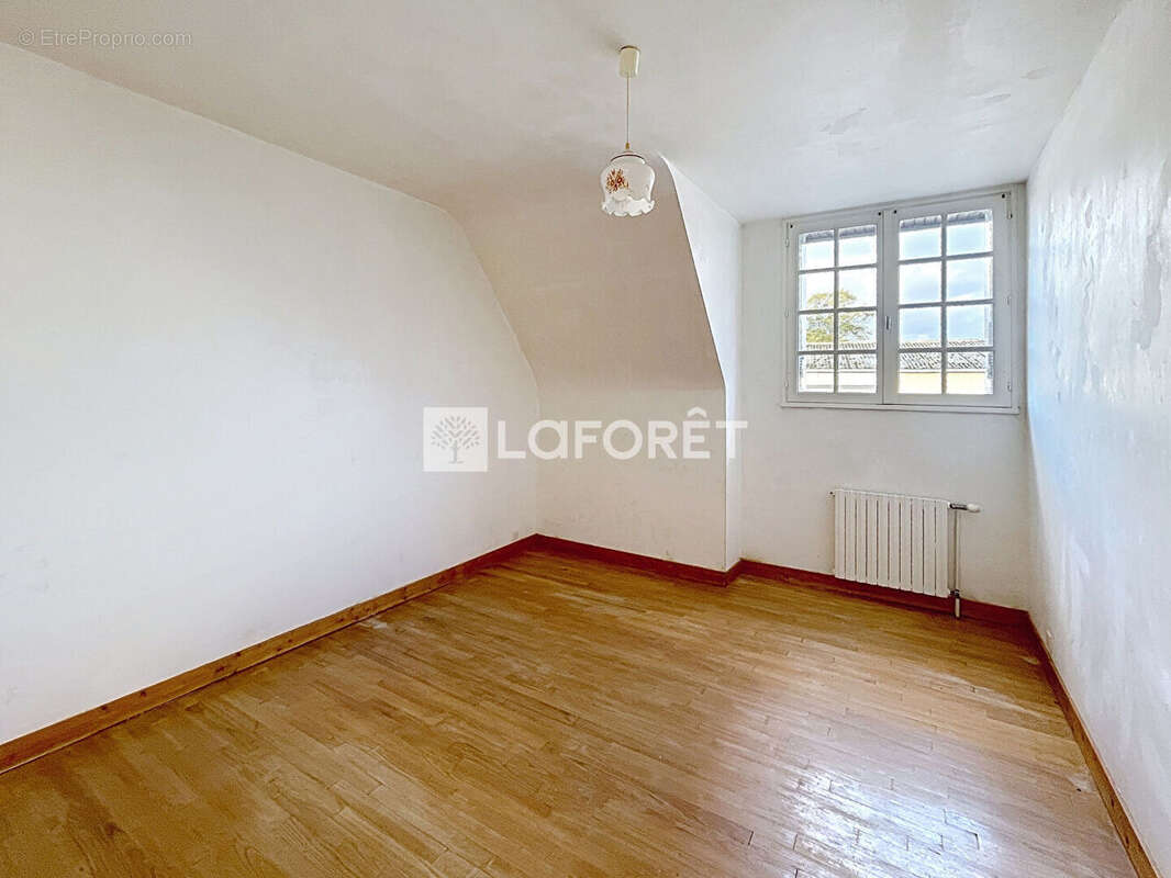 Maison à LES FOUGERETS