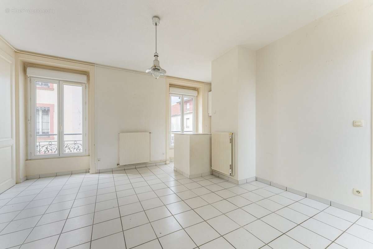 Appartement 61 m² à Oullins  - photo 6