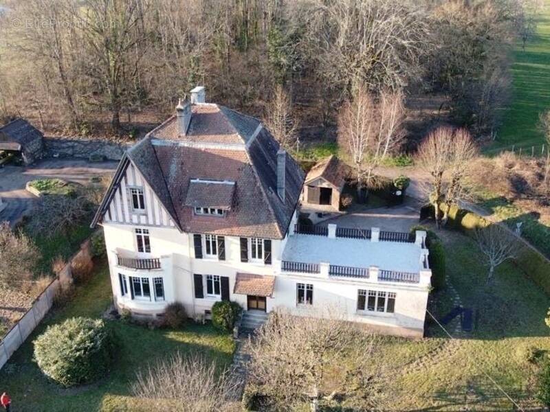 Maison à FOUGEROLLES