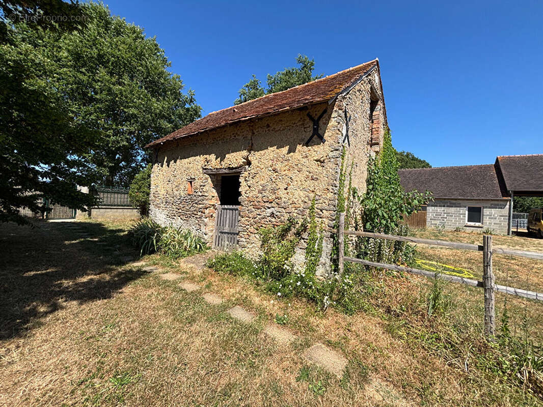 Maison Clermont Creans 6 pièce(s) 165 M² - photo 14