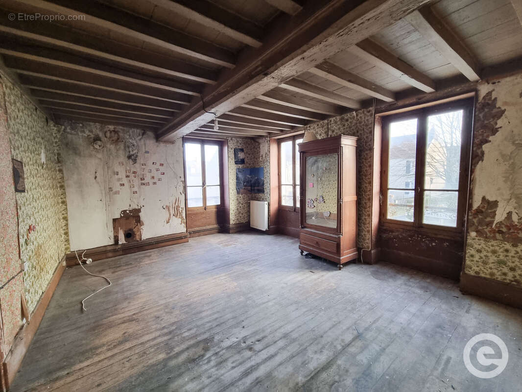 Maison 5 pièces 143m2 à rénover proche Vézelay - photo 11