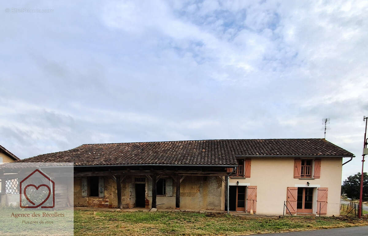 Maison à SAINT-NICOLAS-DE-LA-GRAVE