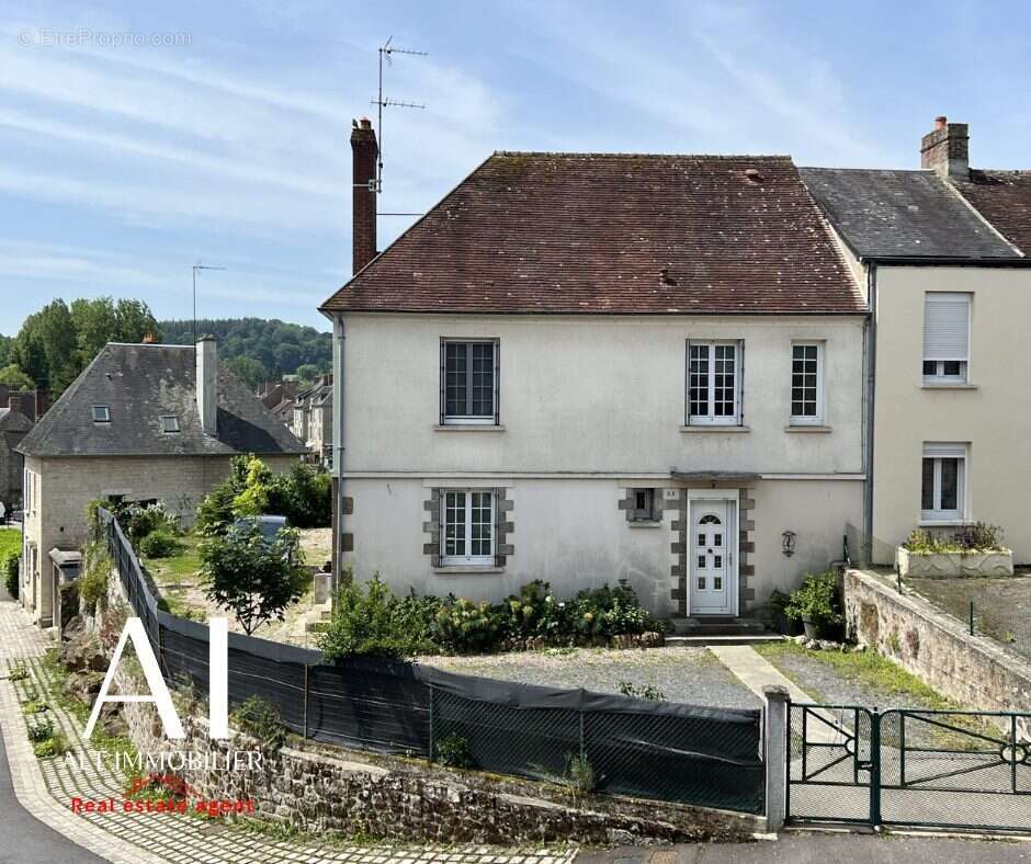 Maison à BRIOUZE
