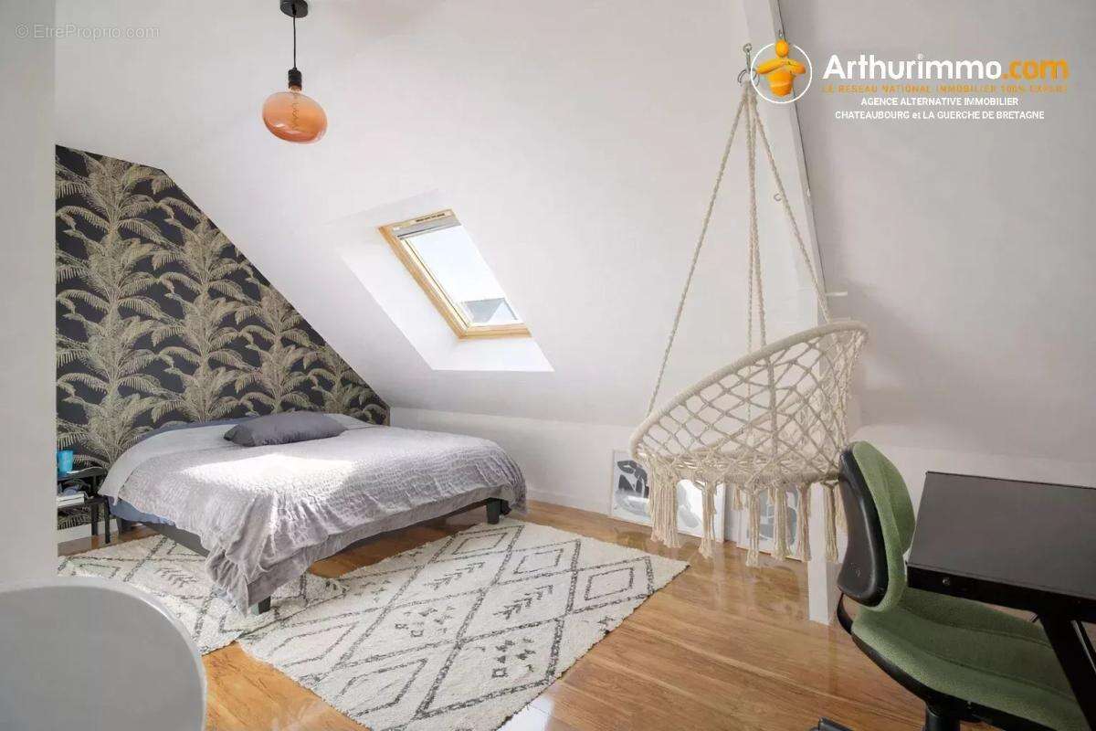 Maison à LA BOUEXIERE