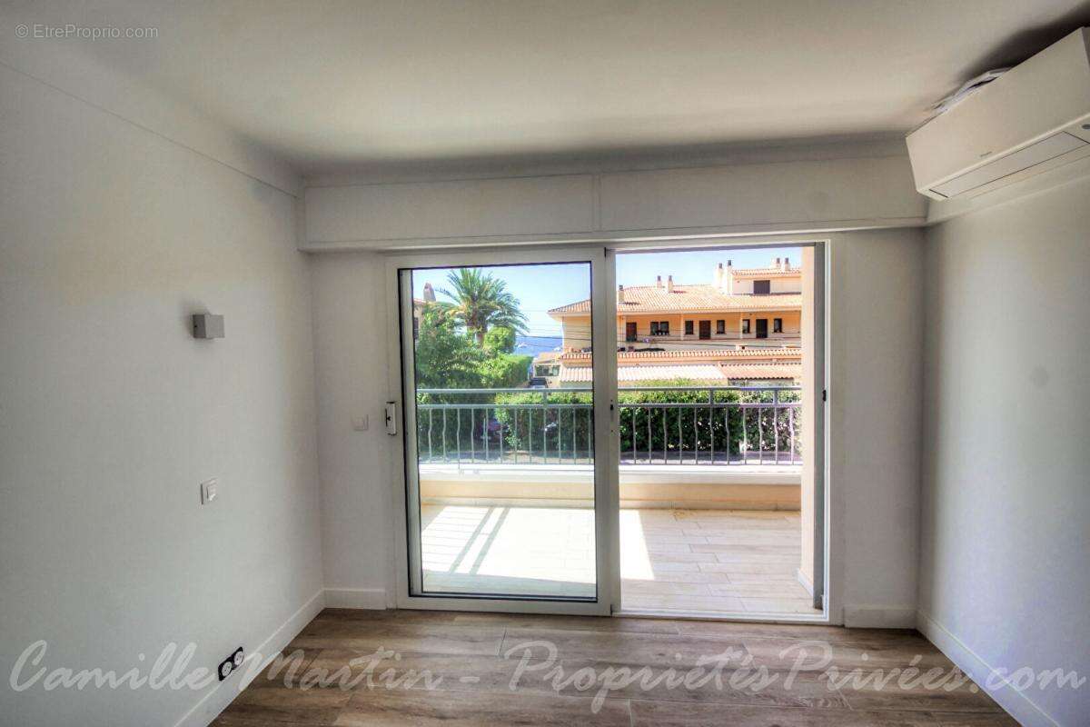 Appartement à SAINT-RAPHAEL