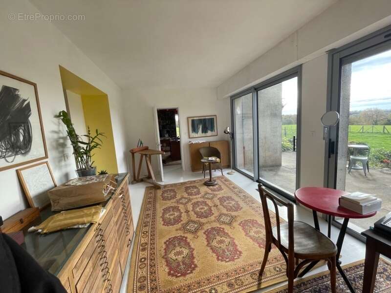 Maison à SAINT-JUNIEN