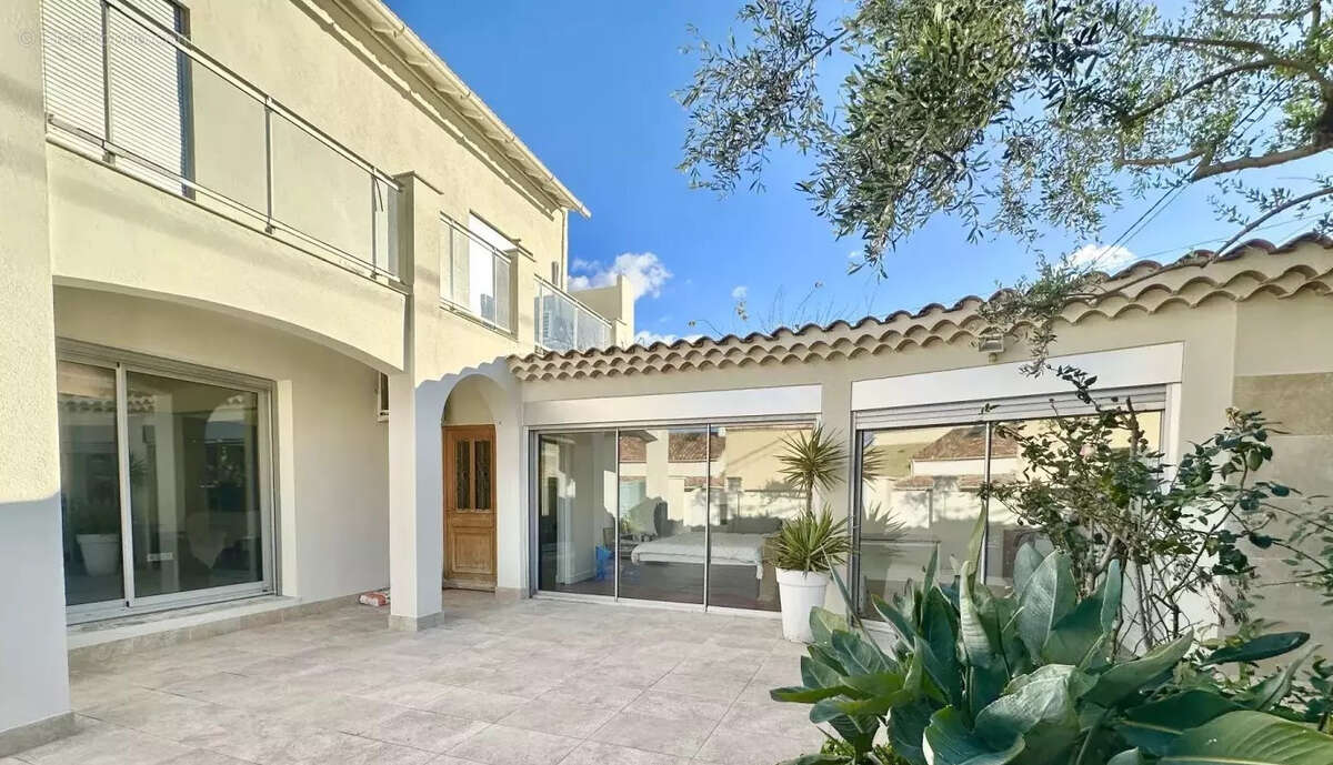 Maison à MARSEILLE-10E