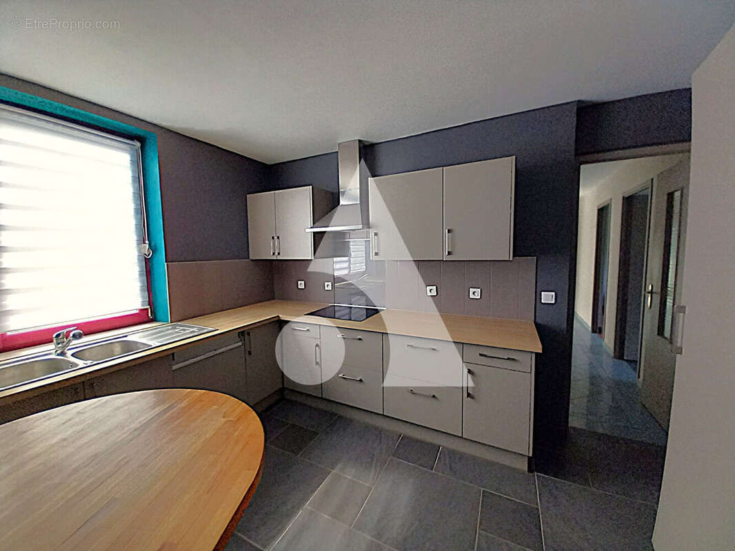 Maison à COUSOLRE