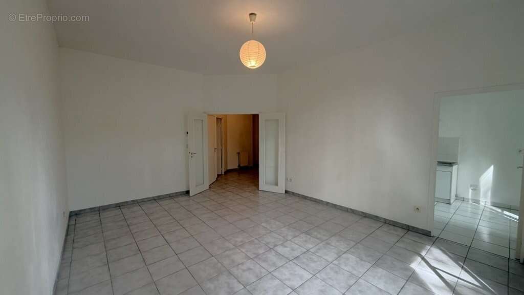 Appartement à LYON-6E