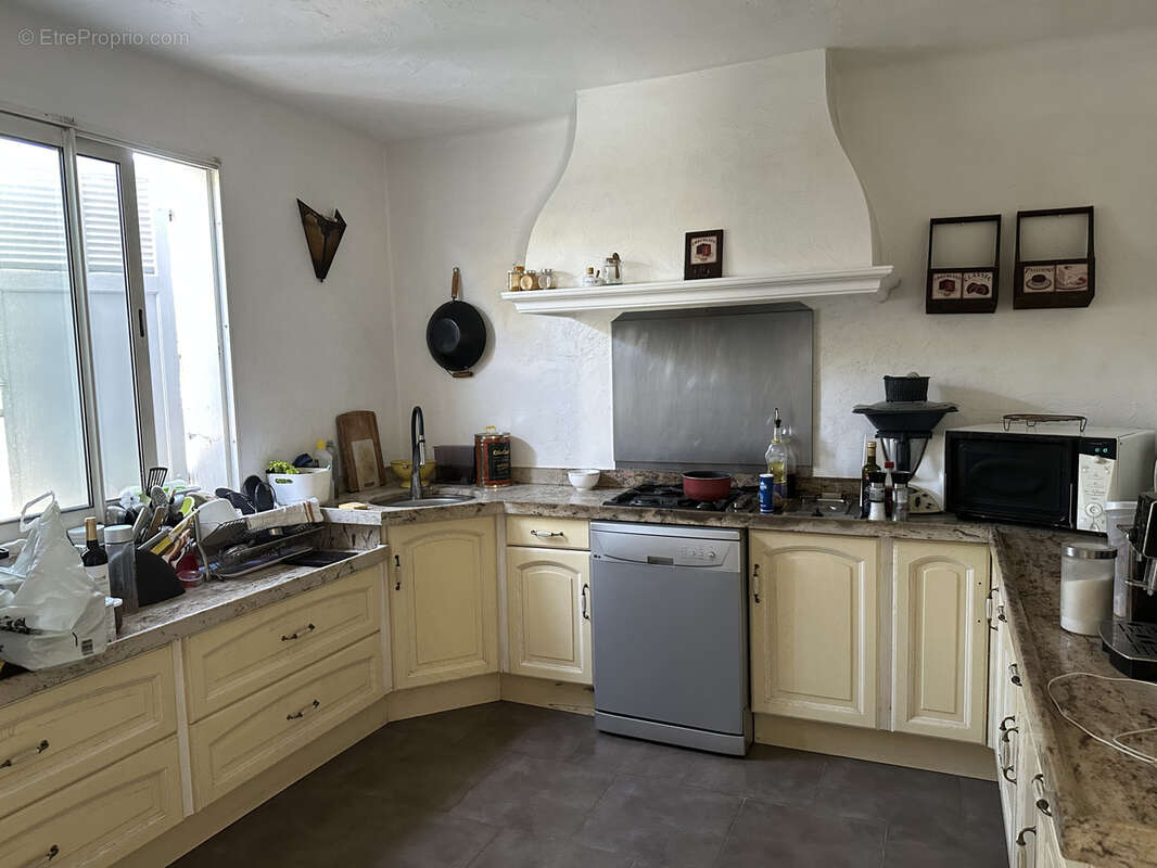 Maison à SOLLIES-PONT