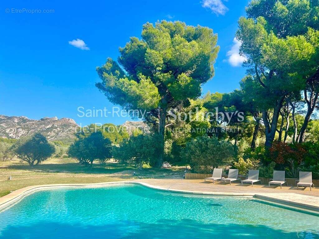 Propriété avec piscine située dans un environnement unique et préservé - photo 17