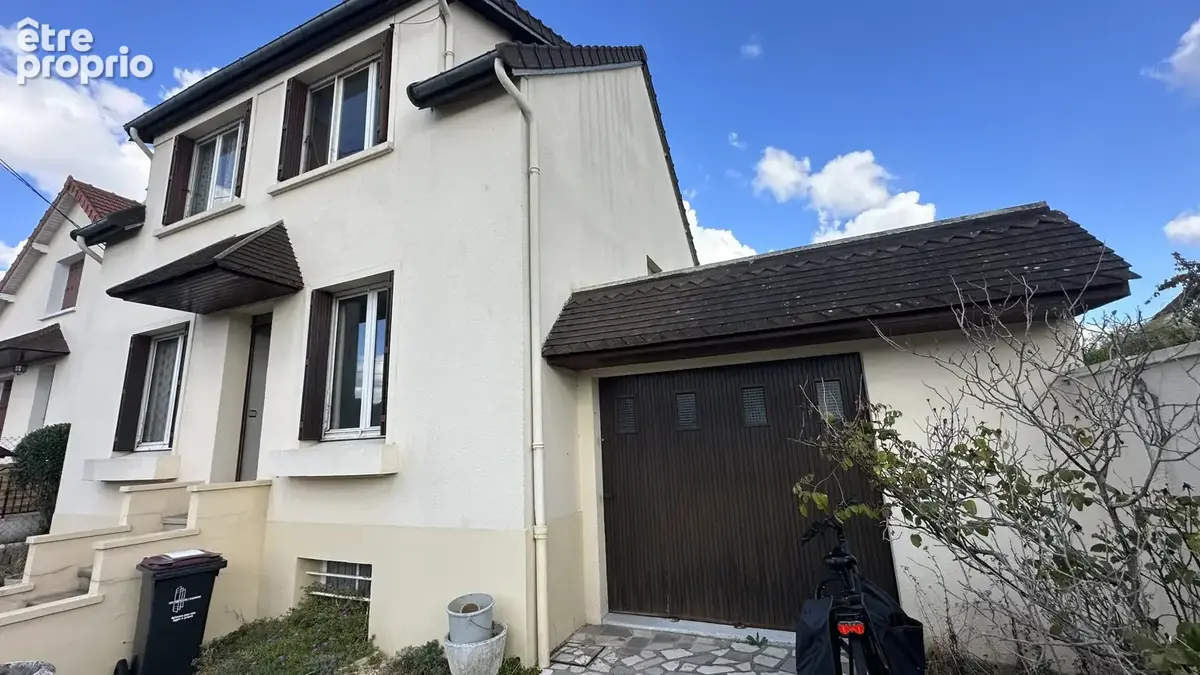Maison à SAVIGNY-SUR-ORGE