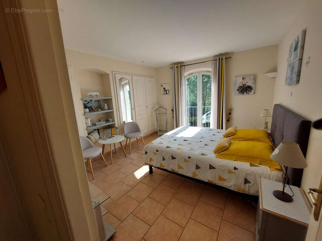 Maison à LA MOTTE