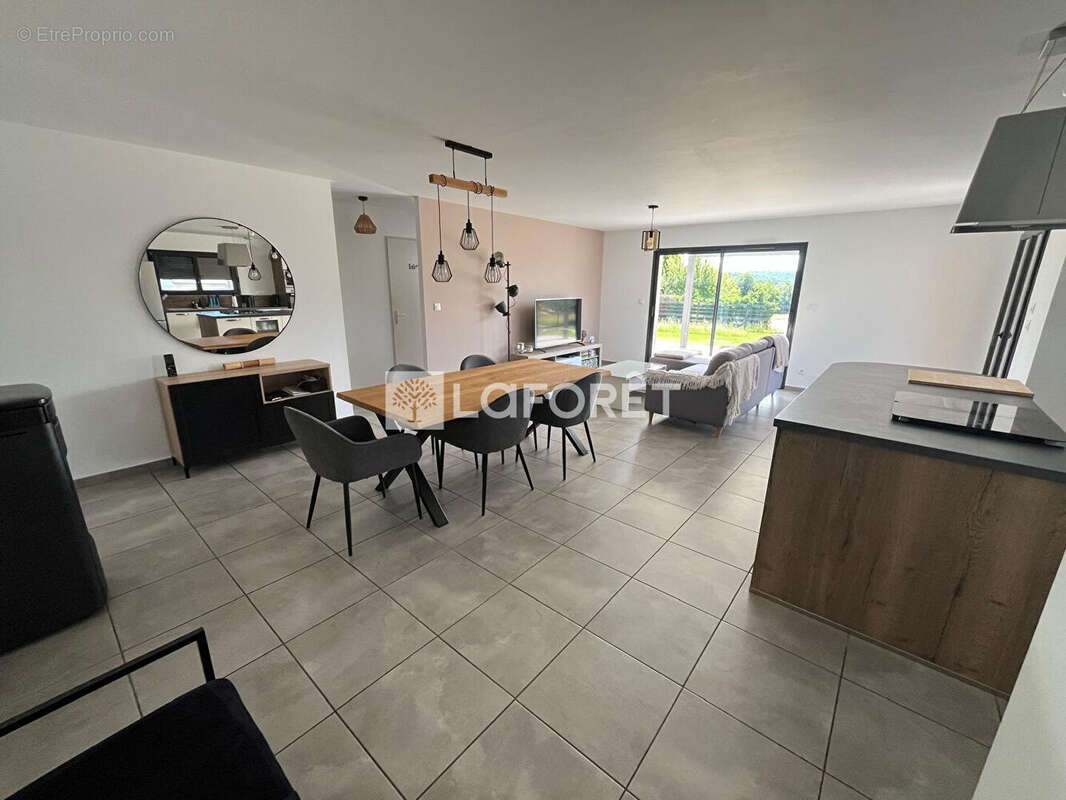 Maison Chenebier 5 pièce(s) 101.25 m2 - photo 4
