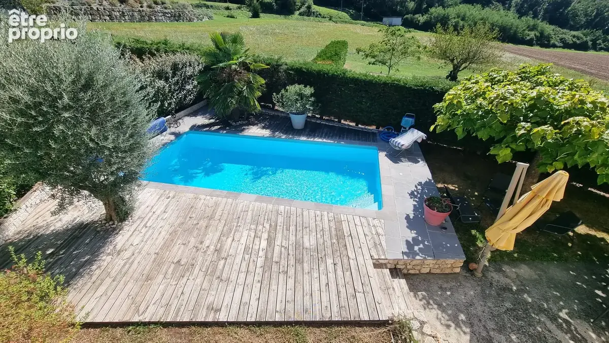 Champagneux   une maison de caractère qui ne demande qu’à écrire la suite de son histoire… - photo 4