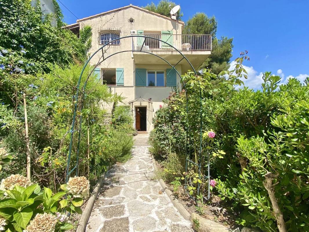 Maison à ROQUEBRUNE-CAP-MARTIN