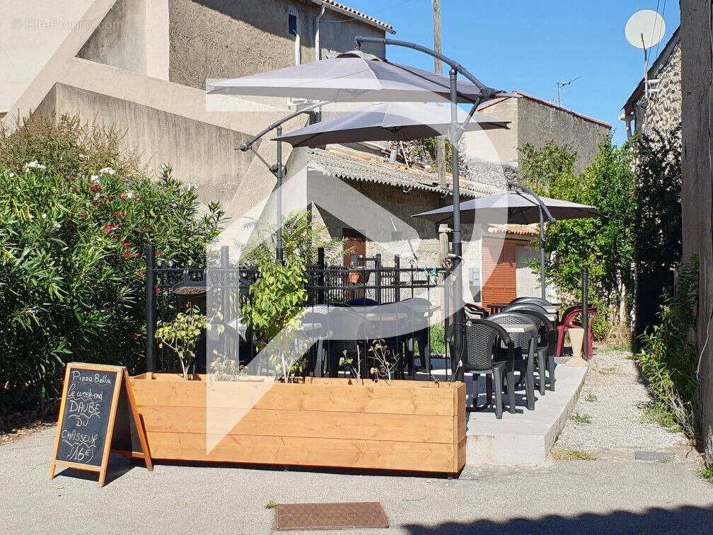 Commerce à VINON-SUR-VERDON