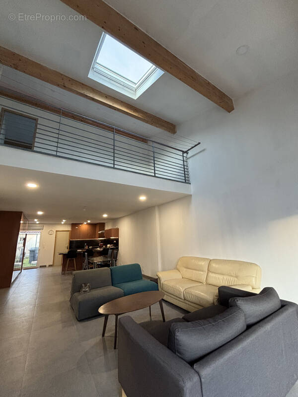 Maison à BLANQUEFORT