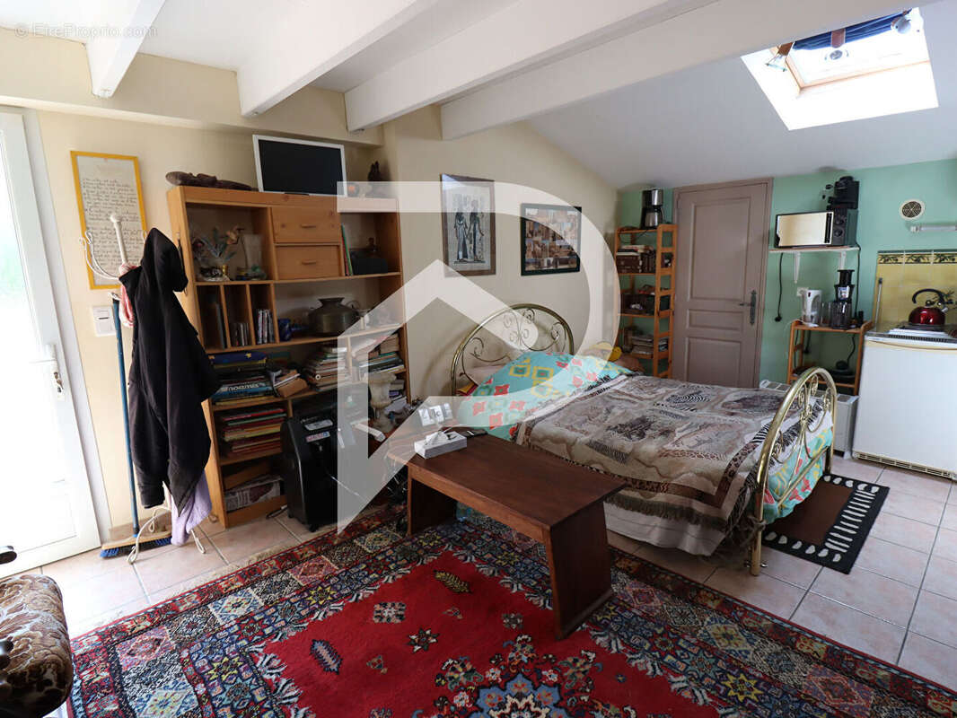 Maison à LES MATHES