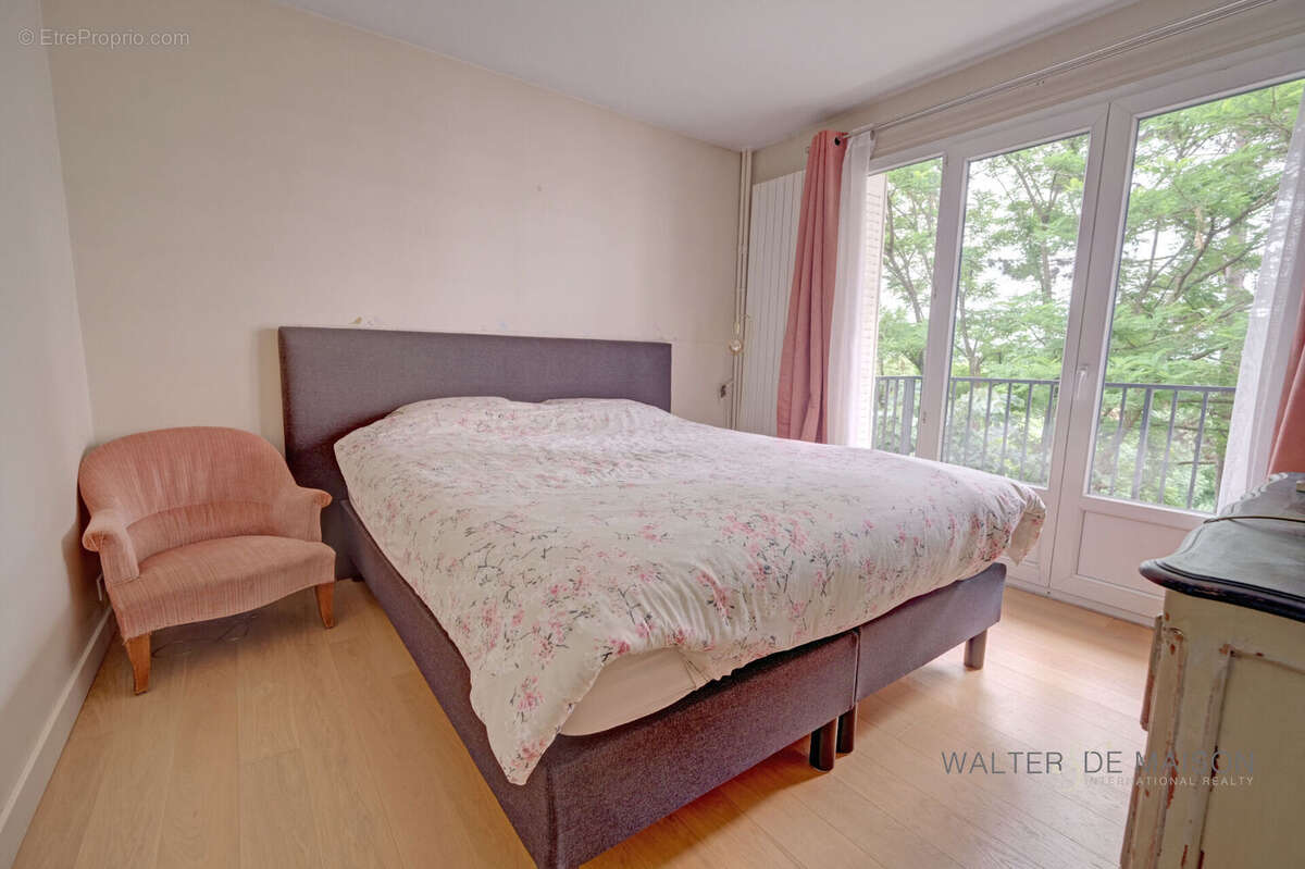 Appartement à SAINT-MAUR-DES-FOSSES