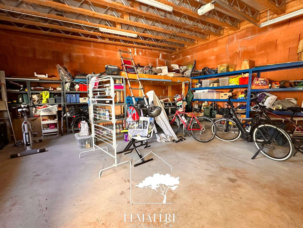 Maison à LES MATHES