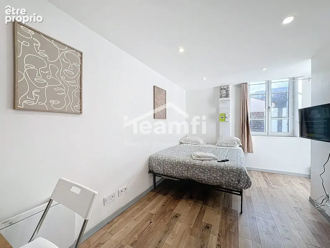 Appartement 100 m² à Royat  - photo 7