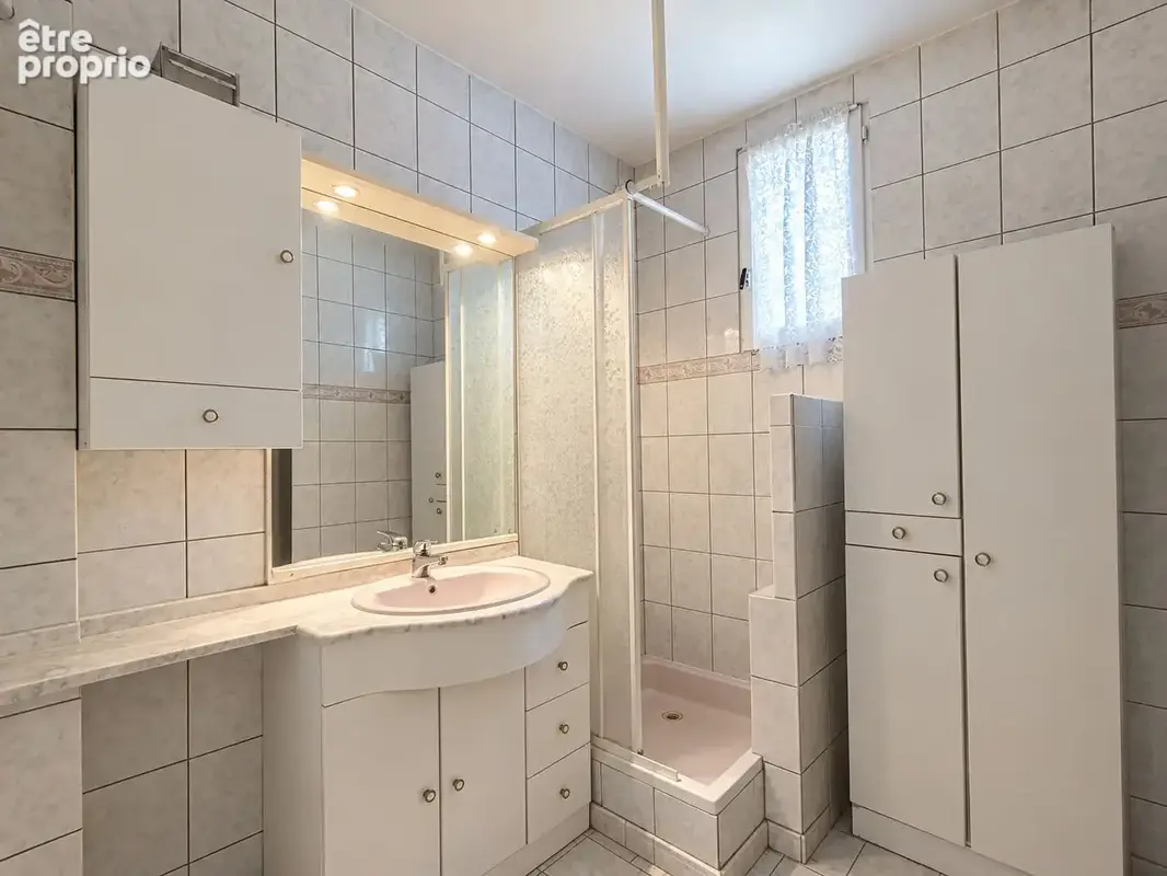 Appartement au rez de chaussé sur St Pierre des Corps proximité immédiate des commerces, Fil Bleu, Gare TGV, écoles, collège et  - photo 5