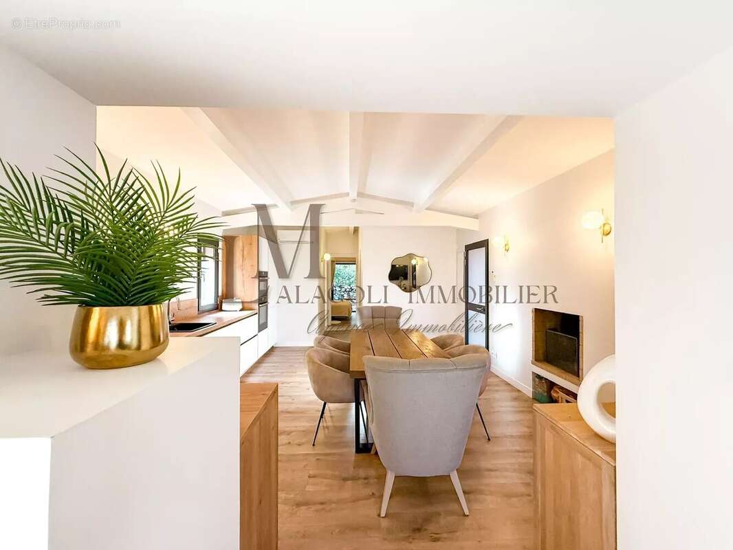 Maison à PORTO-VECCHIO