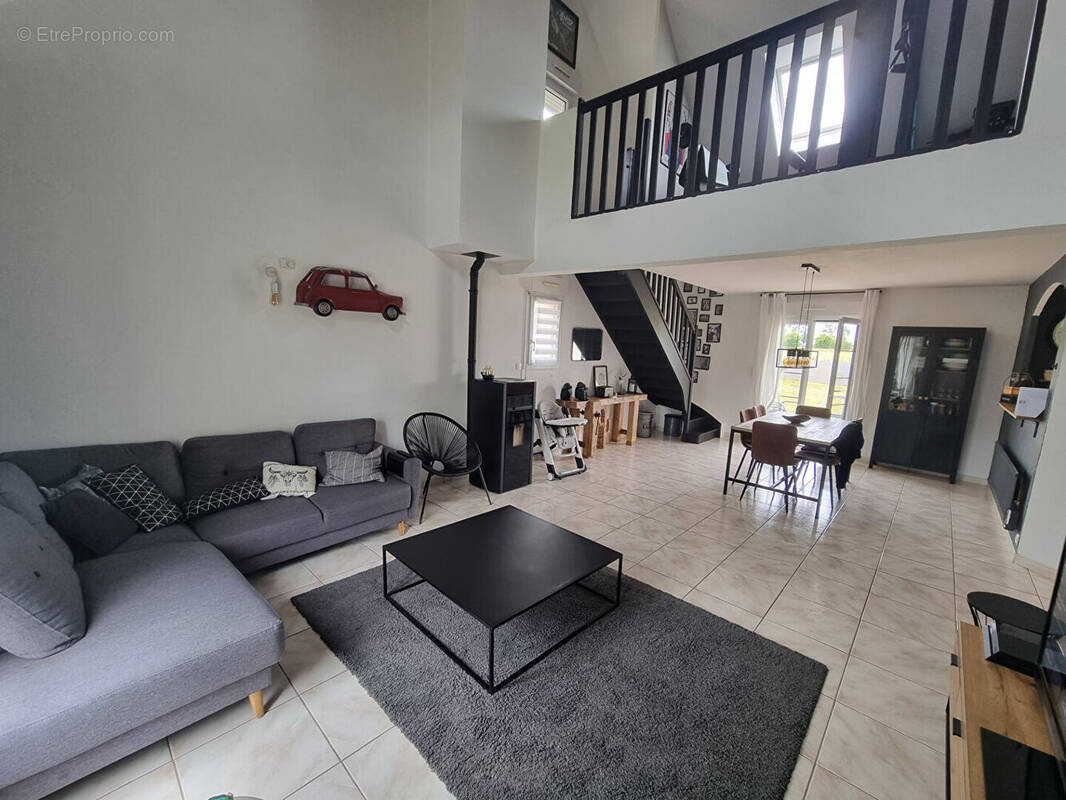 Maison à BRETTEVILLE-L&#039;ORGUEILLEUSE