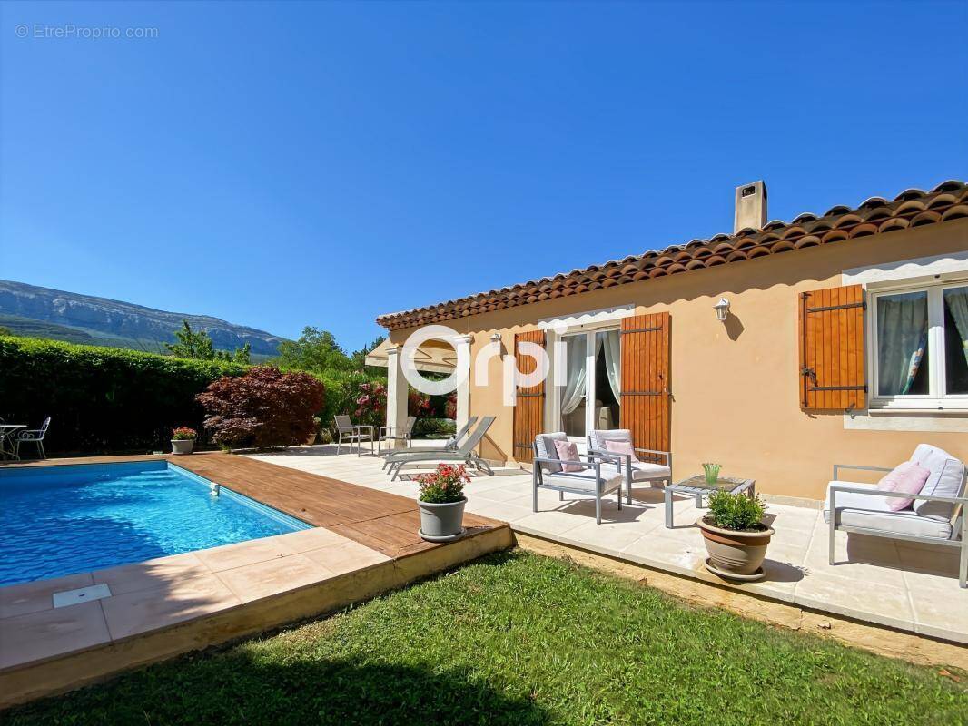 Maison à NANS-LES-PINS