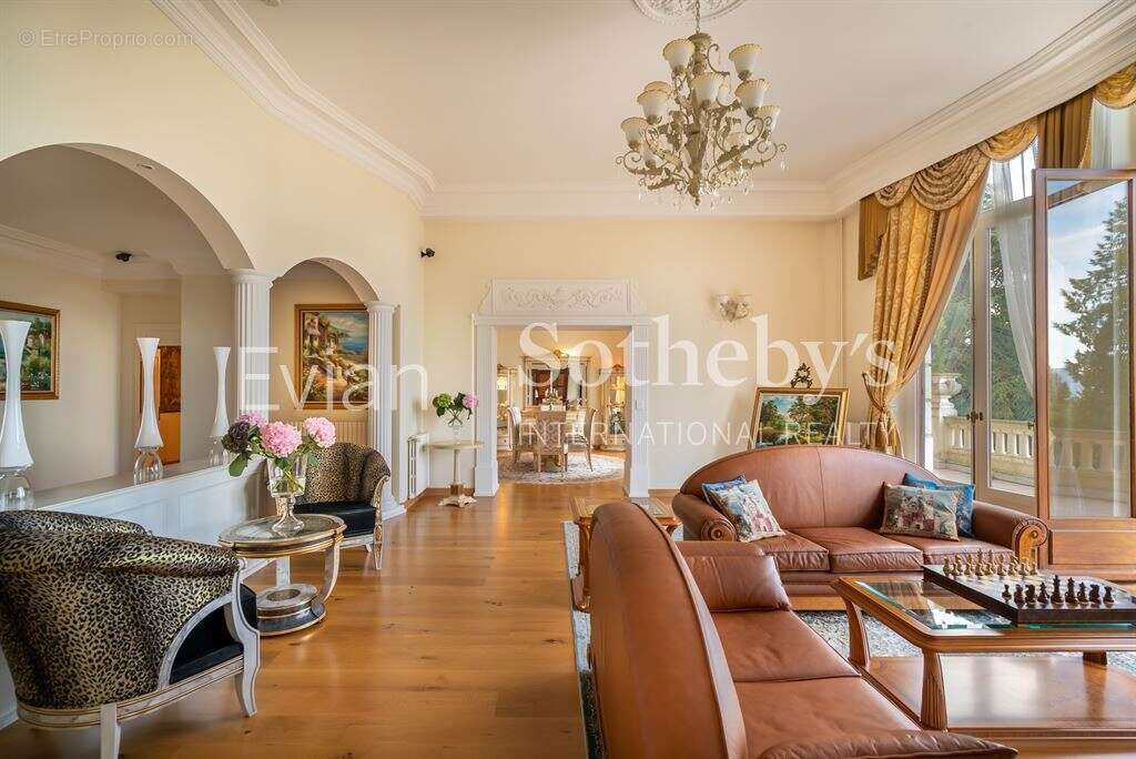 Appartement à EVIAN-LES-BAINS