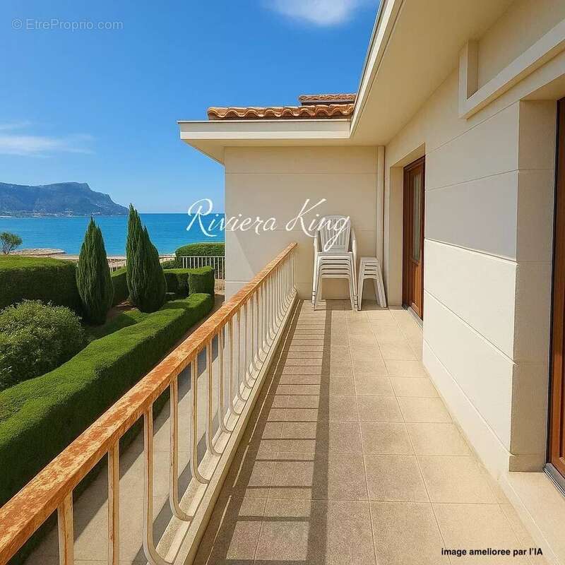 Appartement T2 - Terrasse et Garage - Port de St Jean Cap Ferrat - photo 2