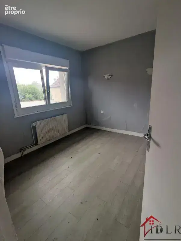 Immeuble investissement avec local et appartement Vaite - photo 5