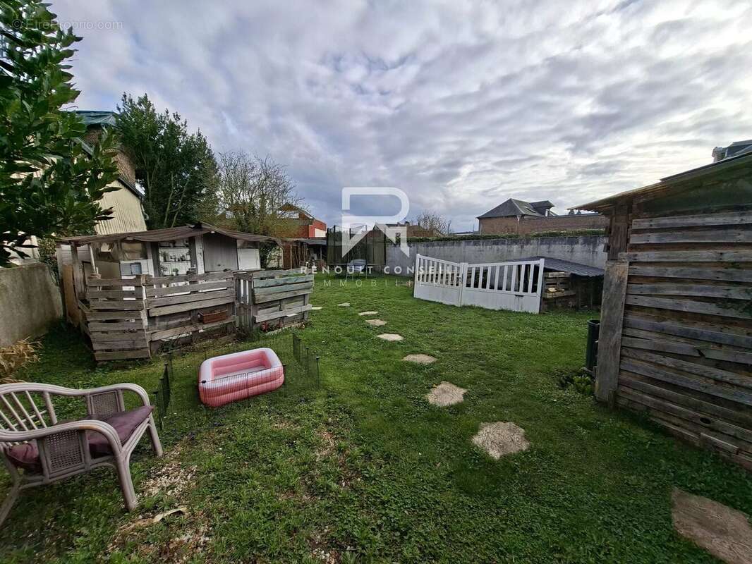 Maison à BEAUMONT-LE-ROGER